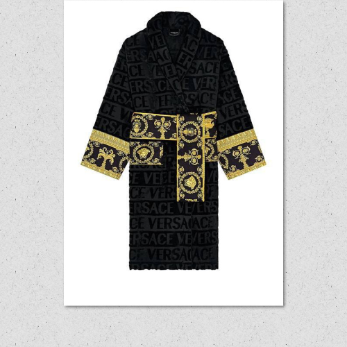 Luxury – Versace-Inspired Bathrobe